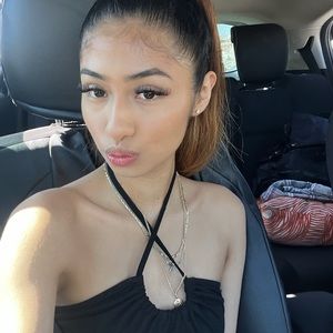 Meet your Posher, Angelica